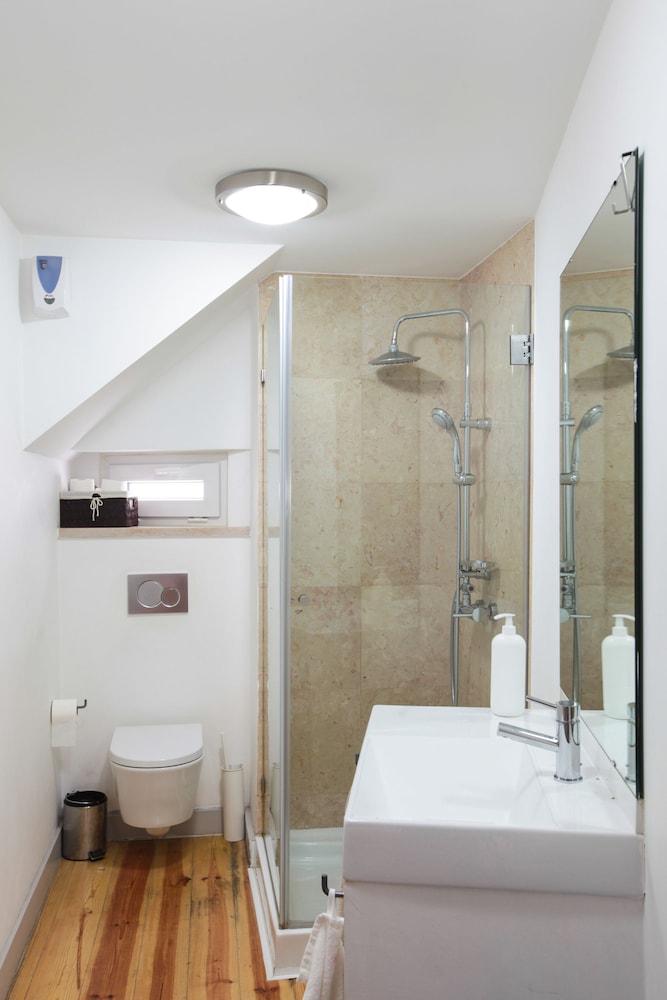 Inn Possible Lisbon Hostel 49/50