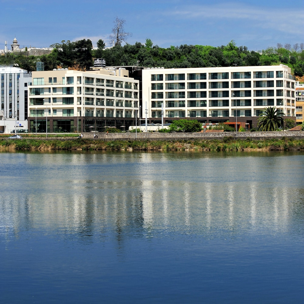 Vila Gale Coimbra 46/50