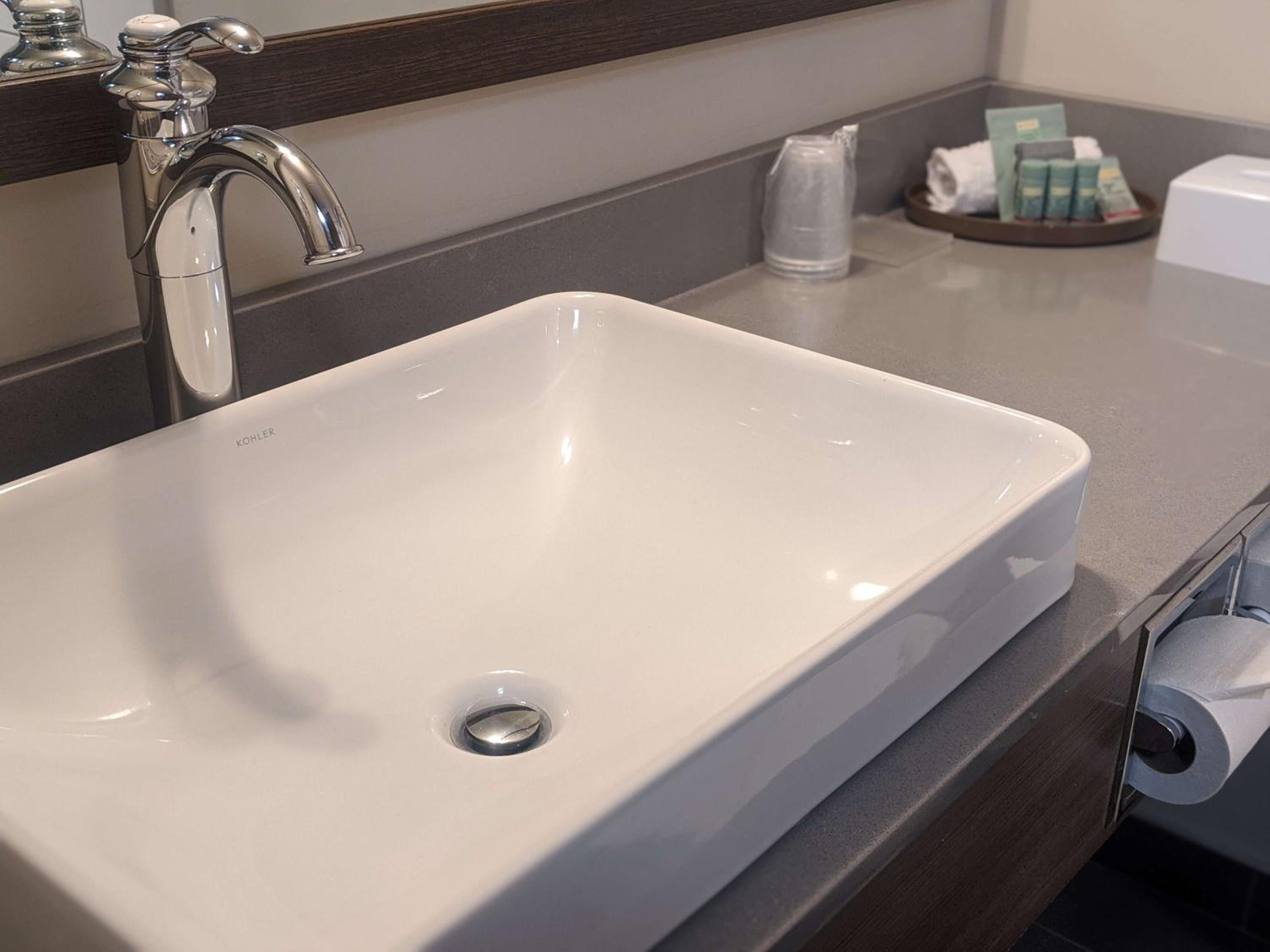 جناح بسرير كوين مع أريكة، Best Western Gold Rush Inn 5/7
