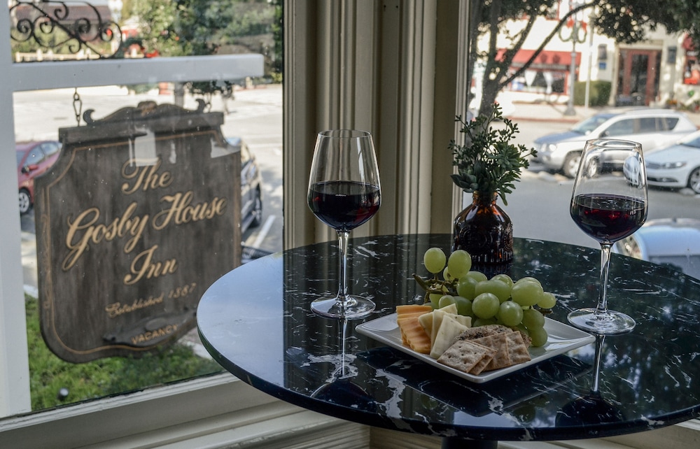Gosby House Inn A Four Sisters Inn 41/57