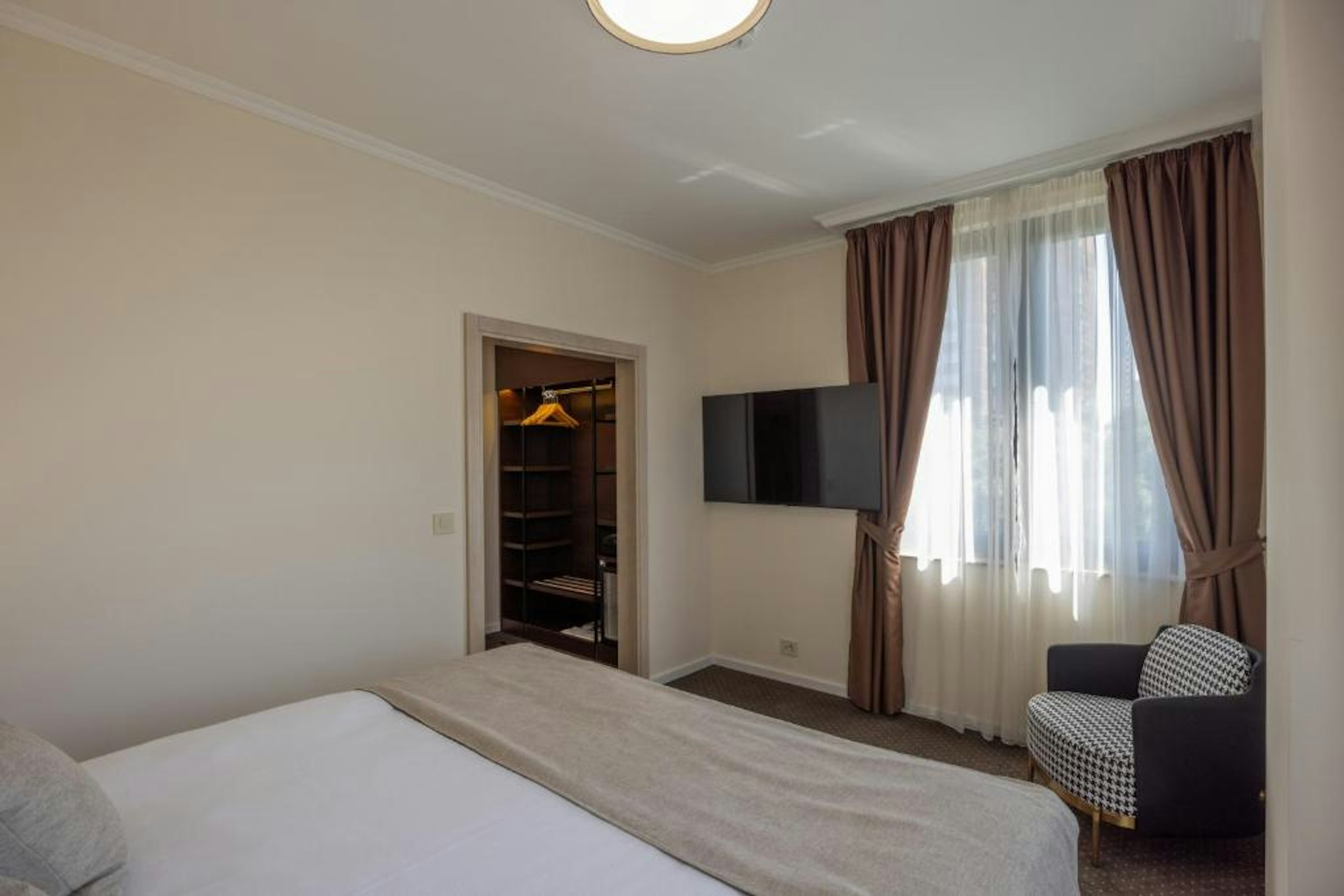 Hotel Nobel West 16/31