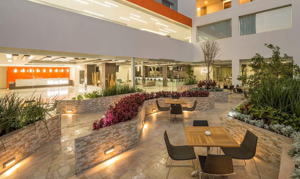 Real Inn Celaya 43/65