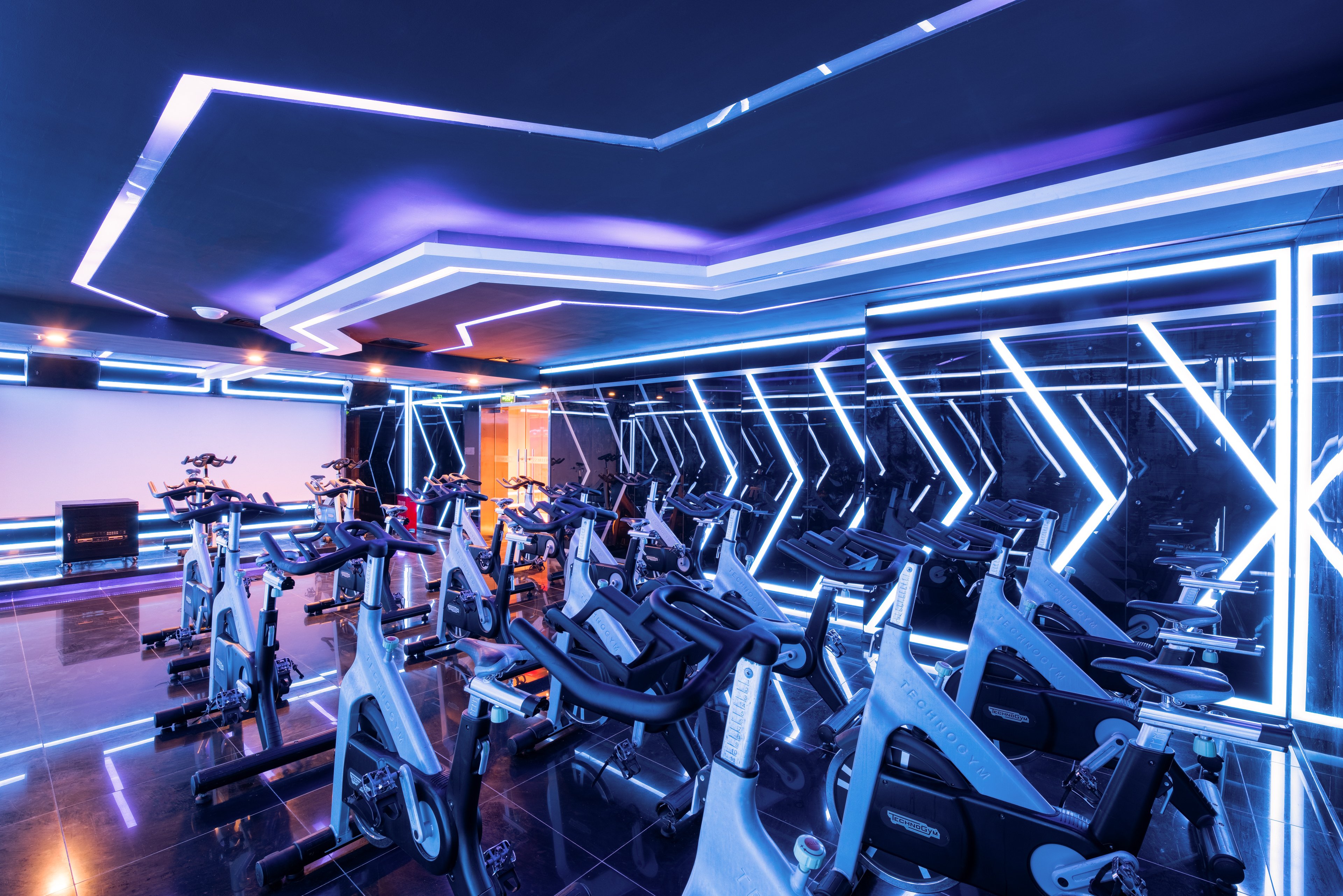 Holiday Inn Express Beijing Huacai 24/50