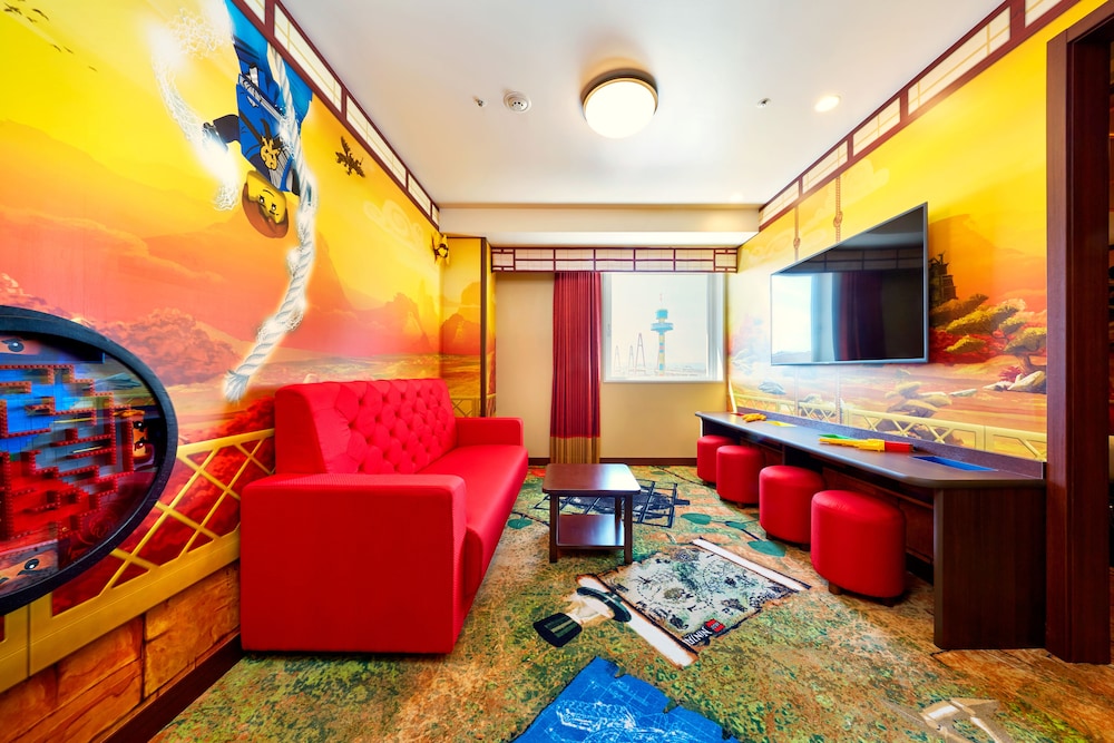 Legoland Japan Hotel 33/68