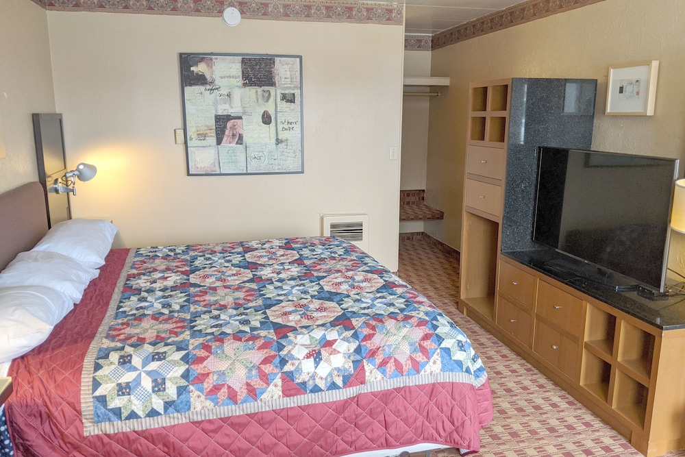 Americas Best Value Inn Vandalia 9/35