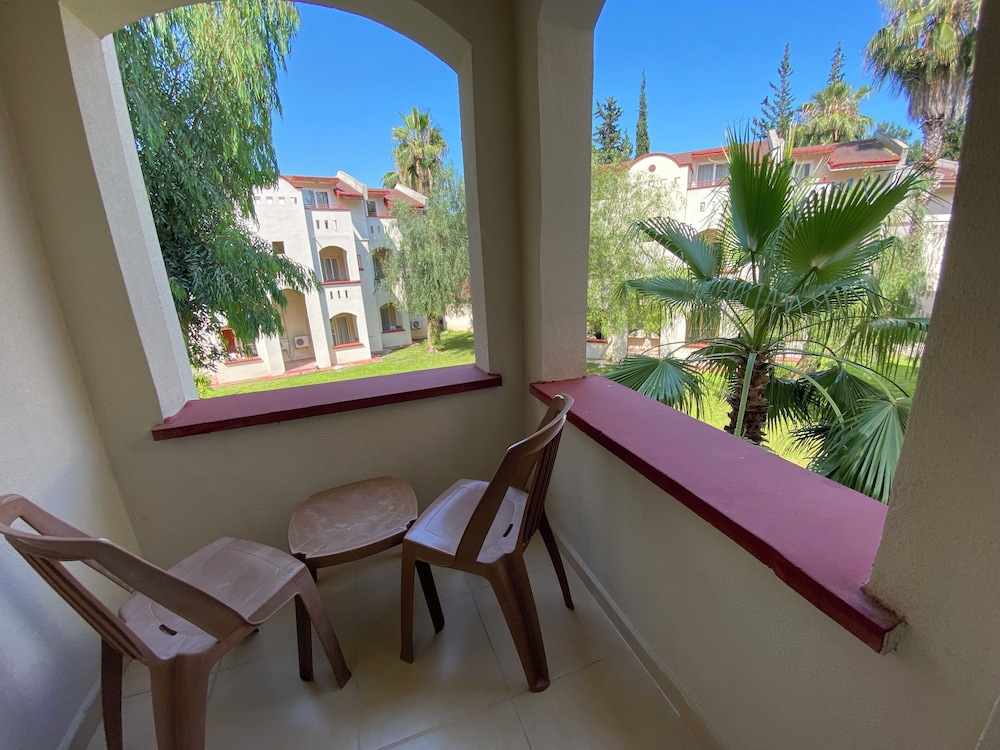Queens Park Goynuk Hotel All Inclusive 24/50