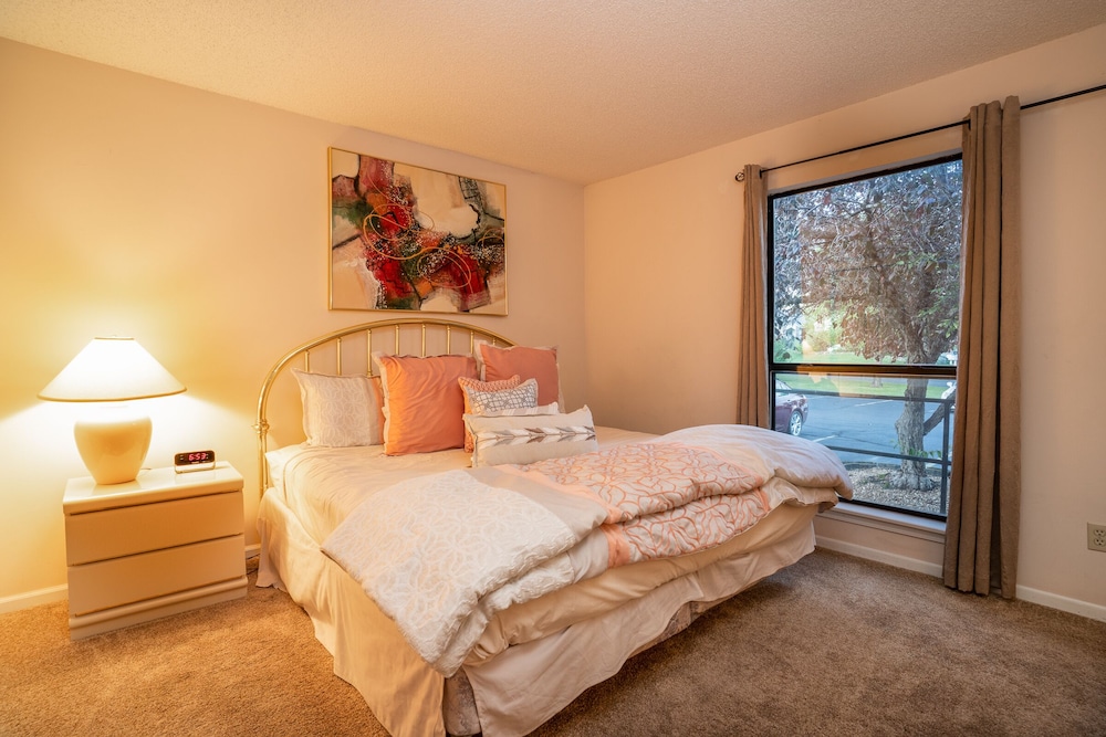 Pointe Royale Condominium Resort & Golf Course 43/81