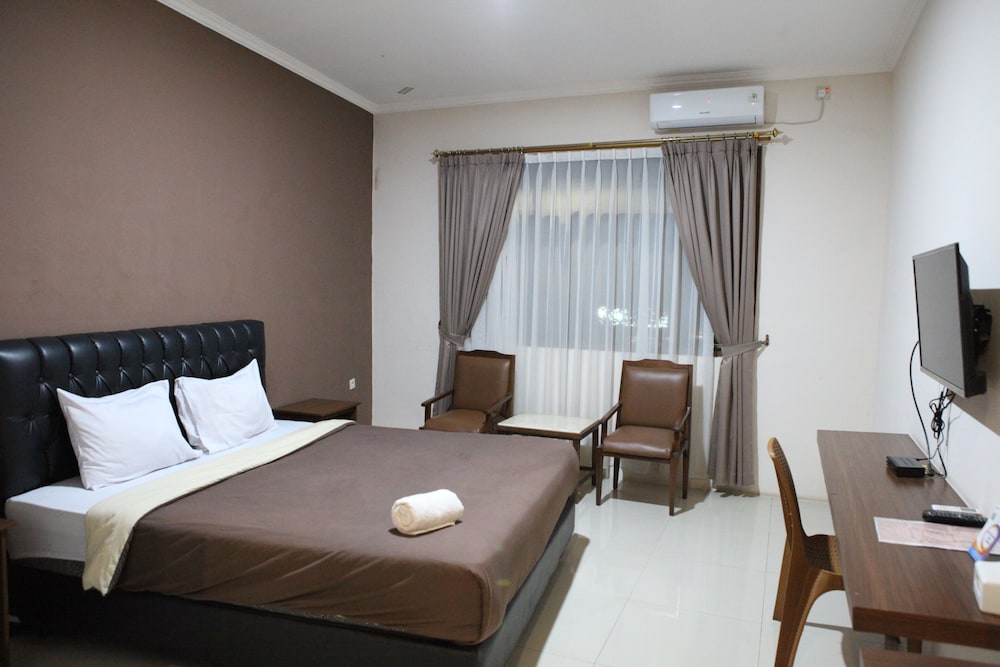 Rahayu Hotel Cirebon 20/60