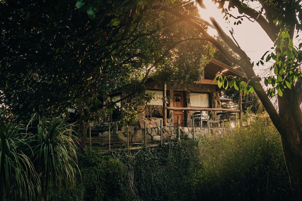 Hosteria de la Cascada 68/72