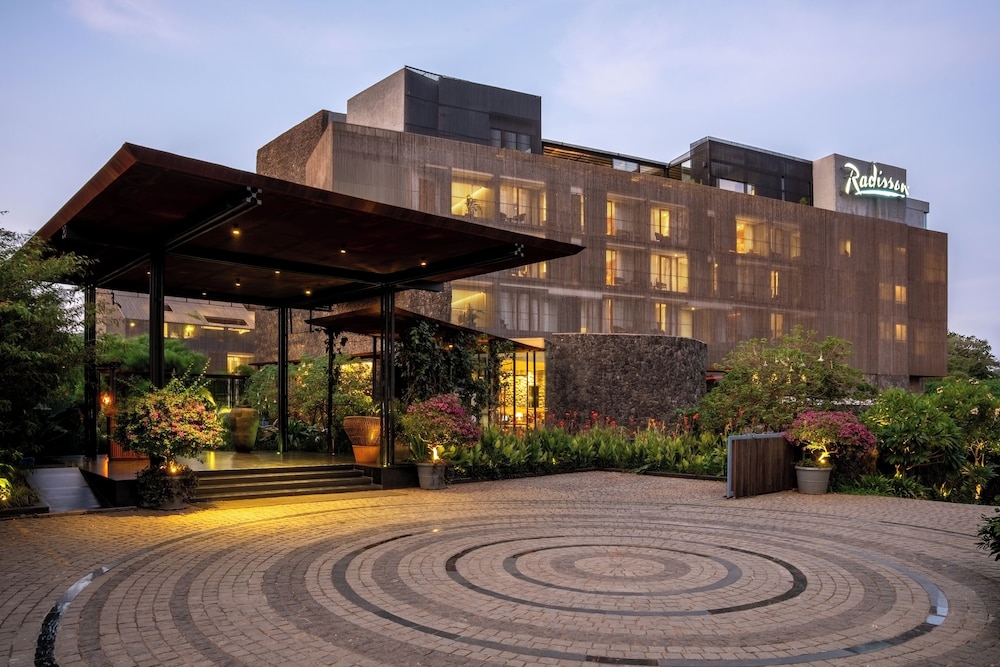 Radisson Resort and Spa Lonavala 68/76