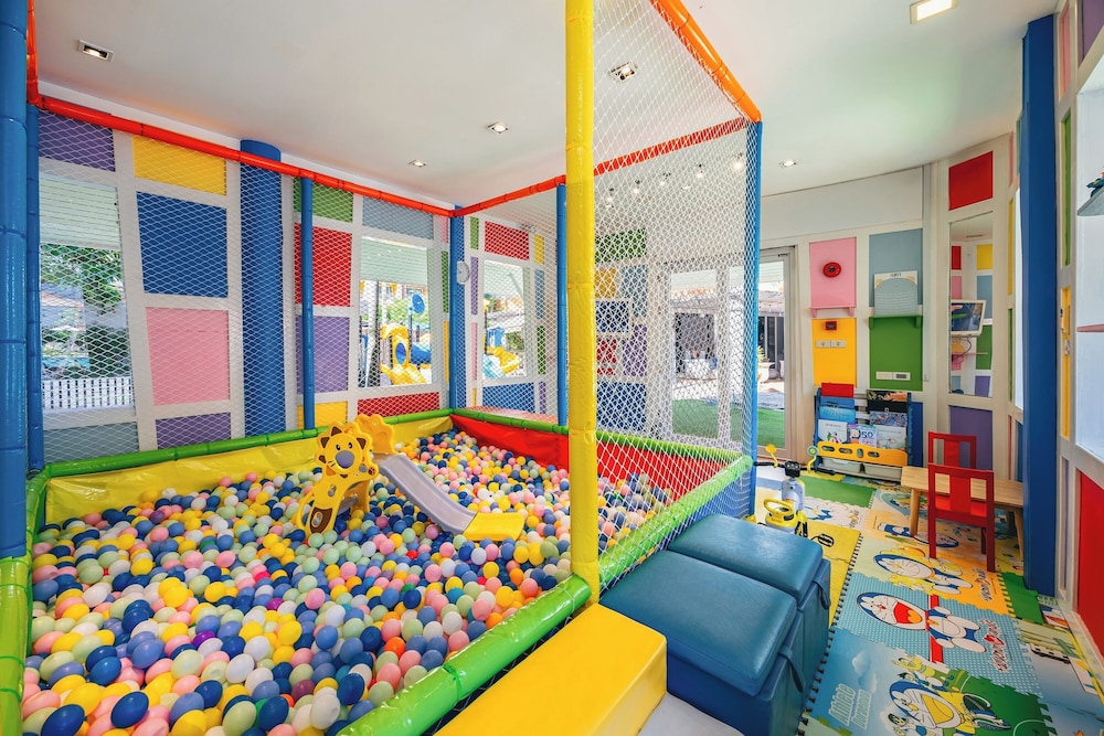 Heeton Concept Hotel Pattaya by Compass Hospitality 41/49