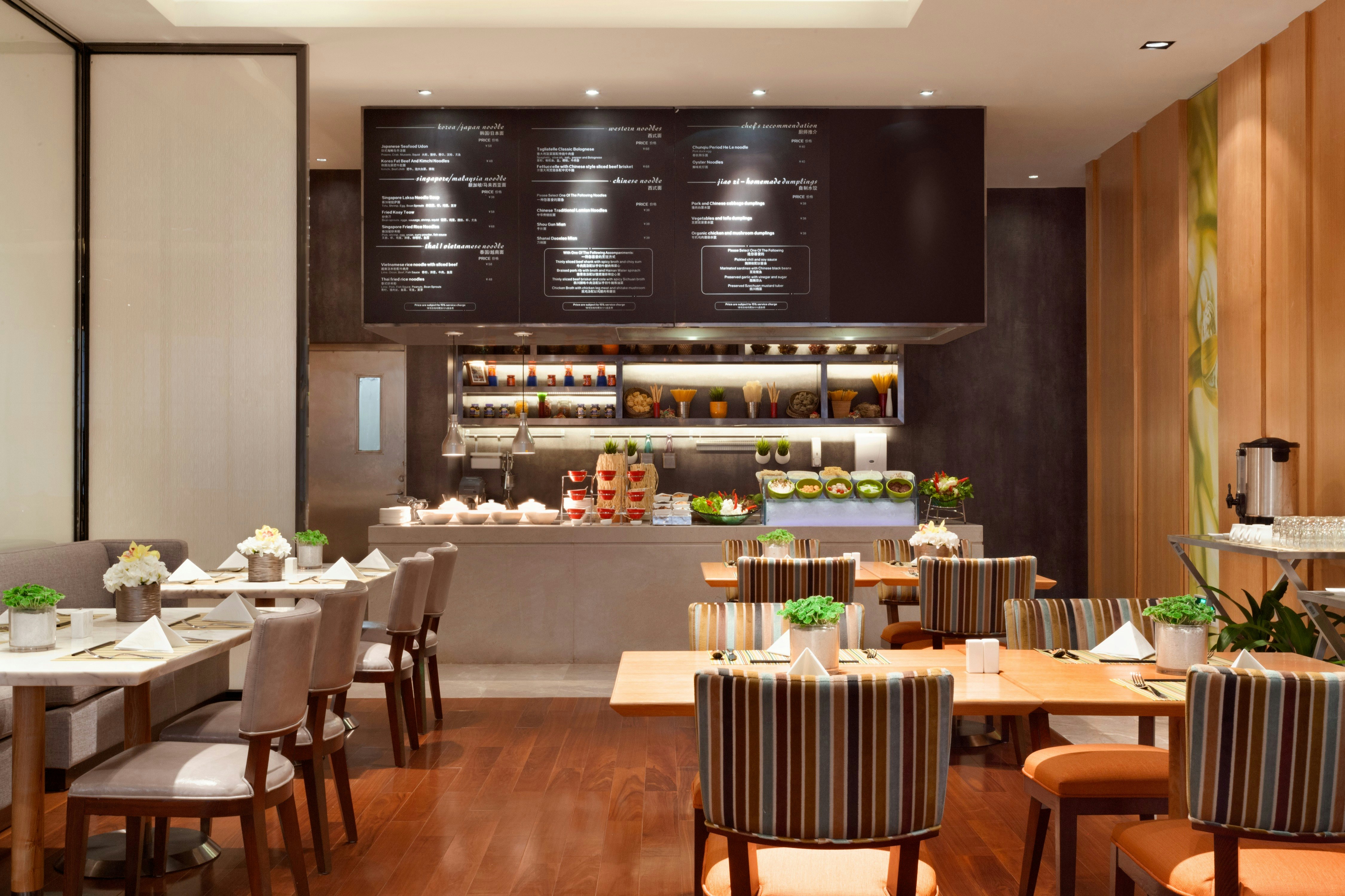 Hilton Garden Inn Shenzhen Bao an 35/49