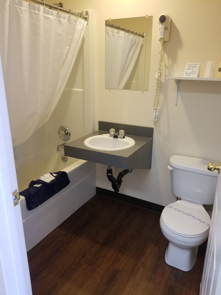 Canadas Best Value Inn Fort St John 19/21