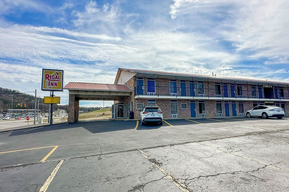 Regal Inn Guntersville Hwy 431 37/50