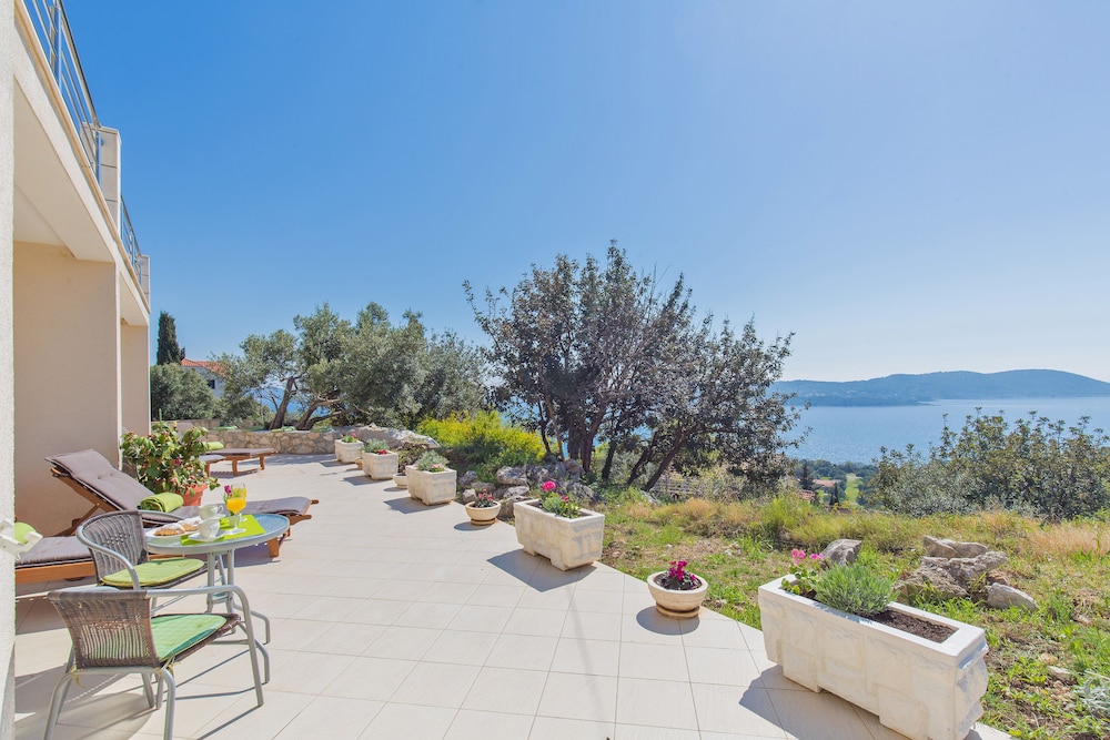 Residences Island View 22/34