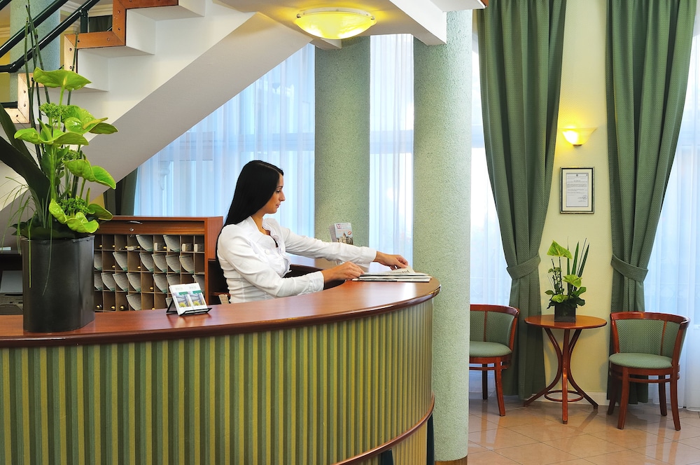 Baross Hotel by Mellow Mood Hotels 4/53