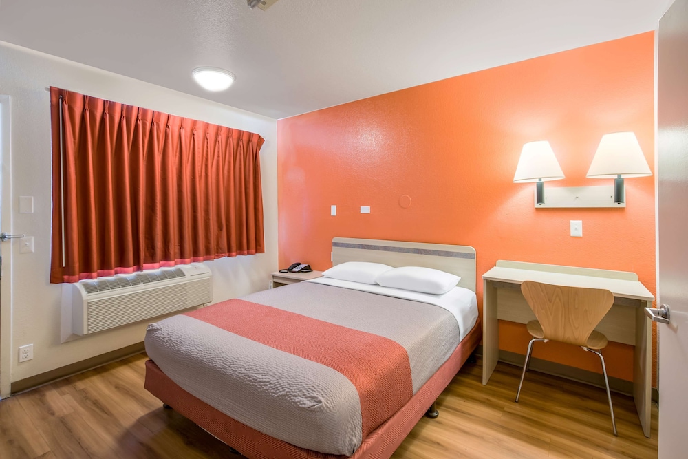 Motel6 Williams, CA 25/45