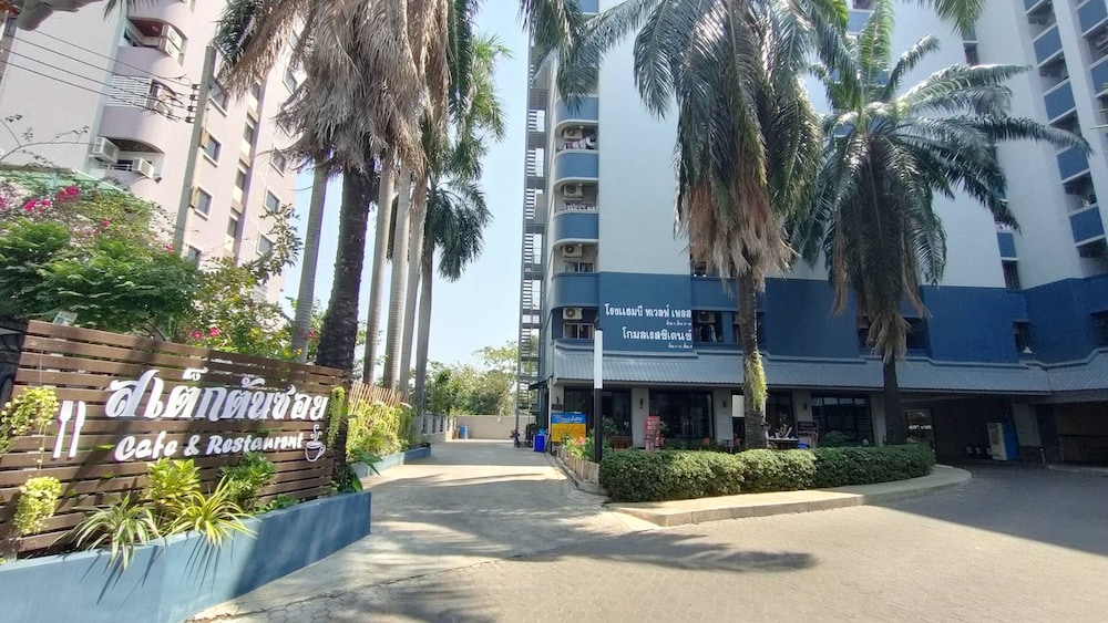 KOMOL RESIDENCE BANGKOK 57/65