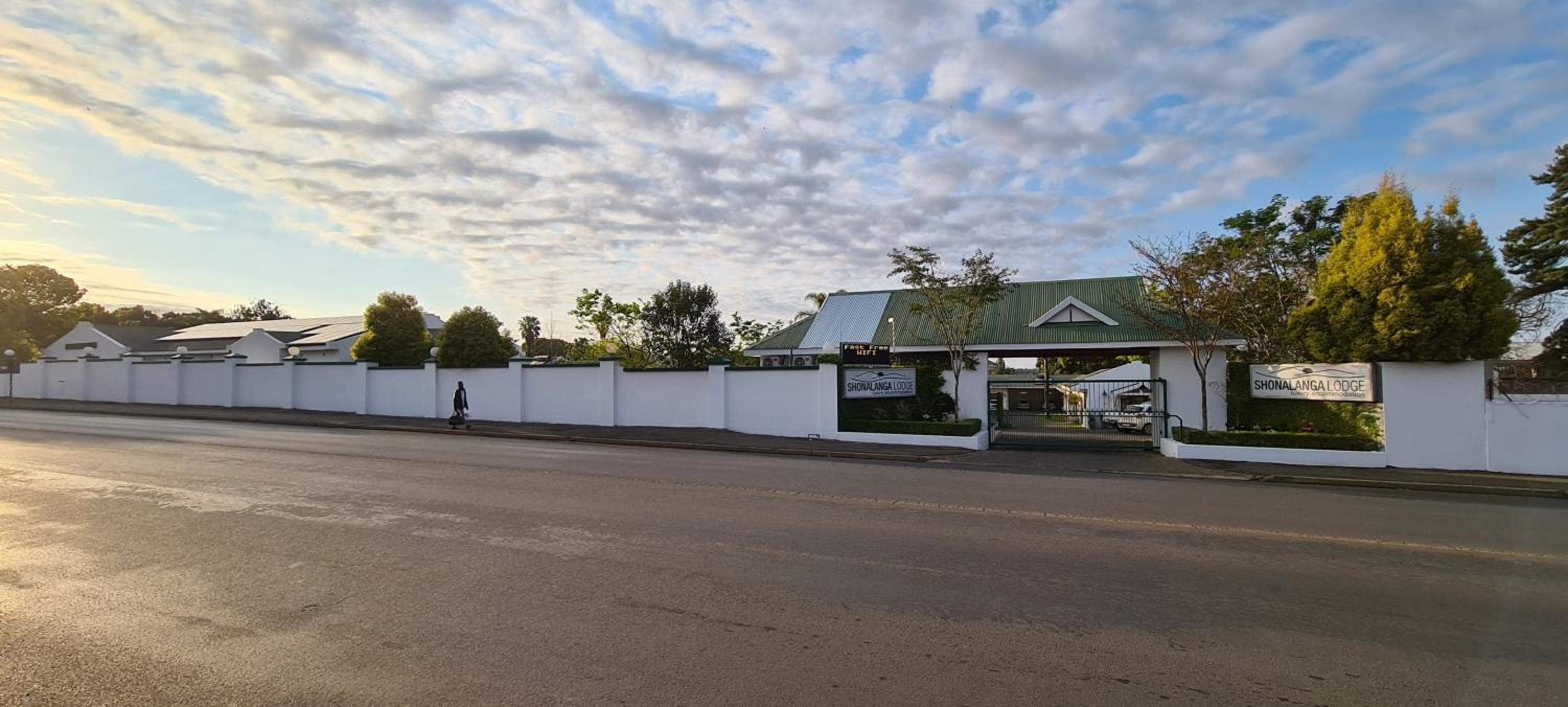 Shonalanga Lodge 20/22