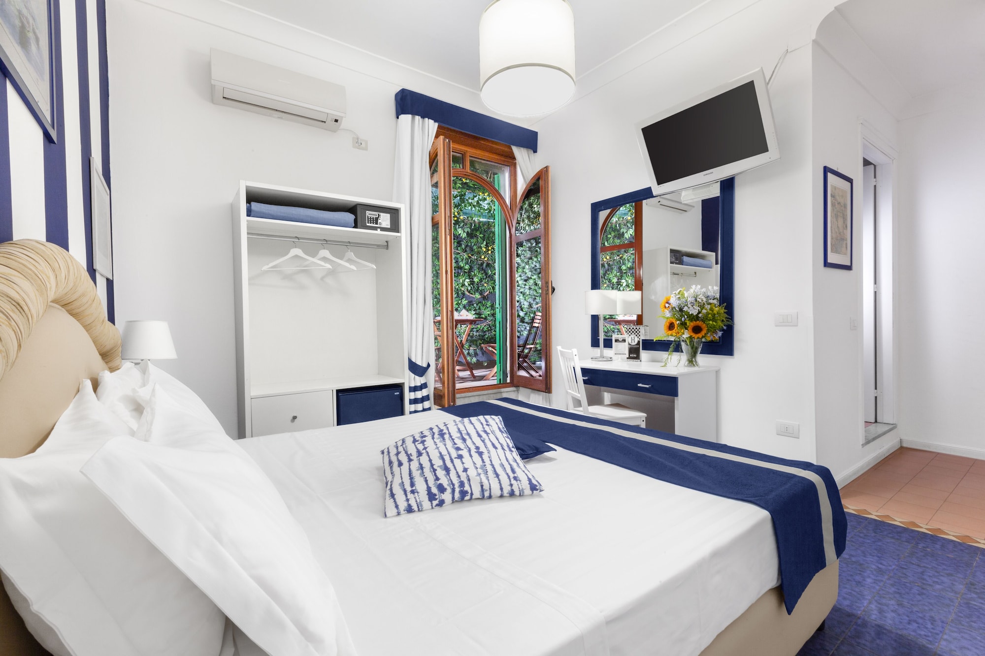 rooms