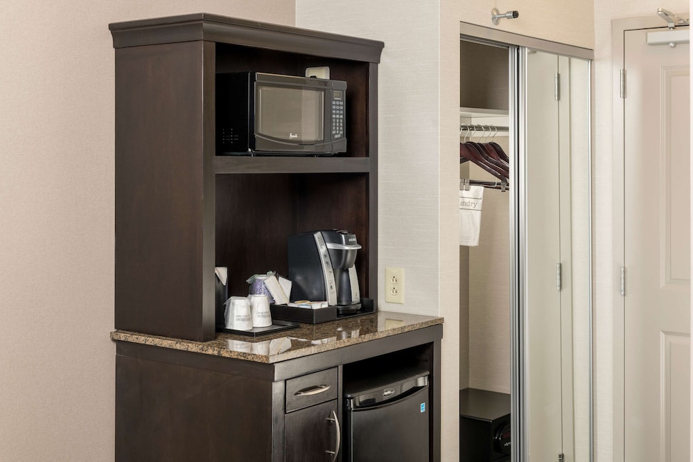 Hilton Garden Inn Silver Spring White Oak 20/51