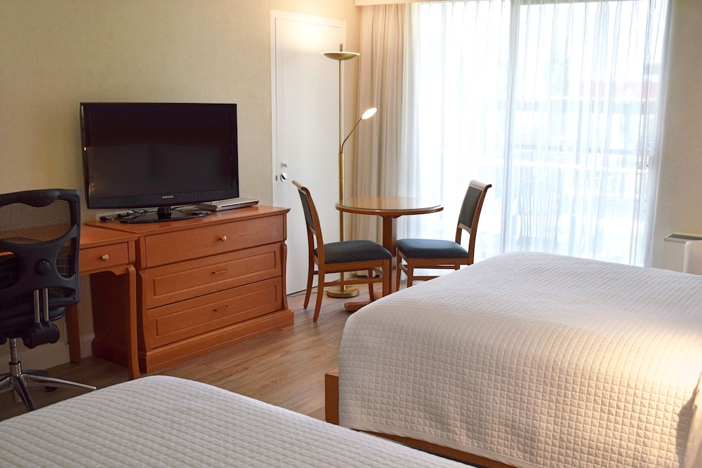 Hotel Castel 37/50