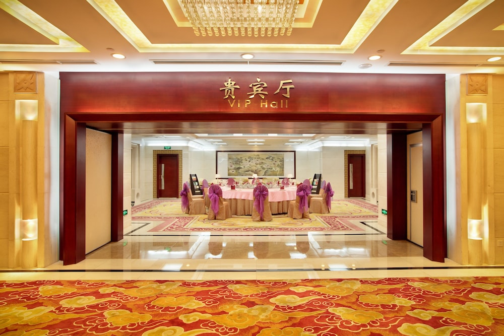 Yanling Hotel 5/50