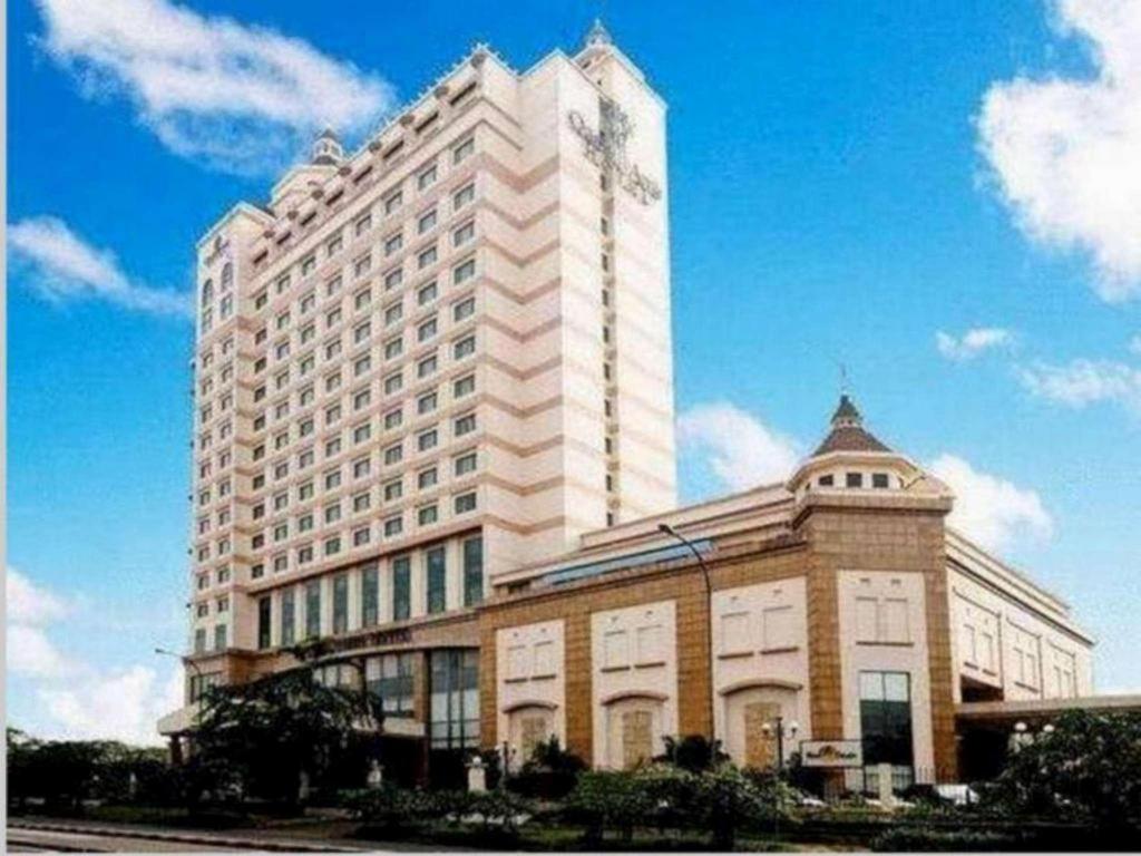 Oasis Amir Hotel Kt 2/24