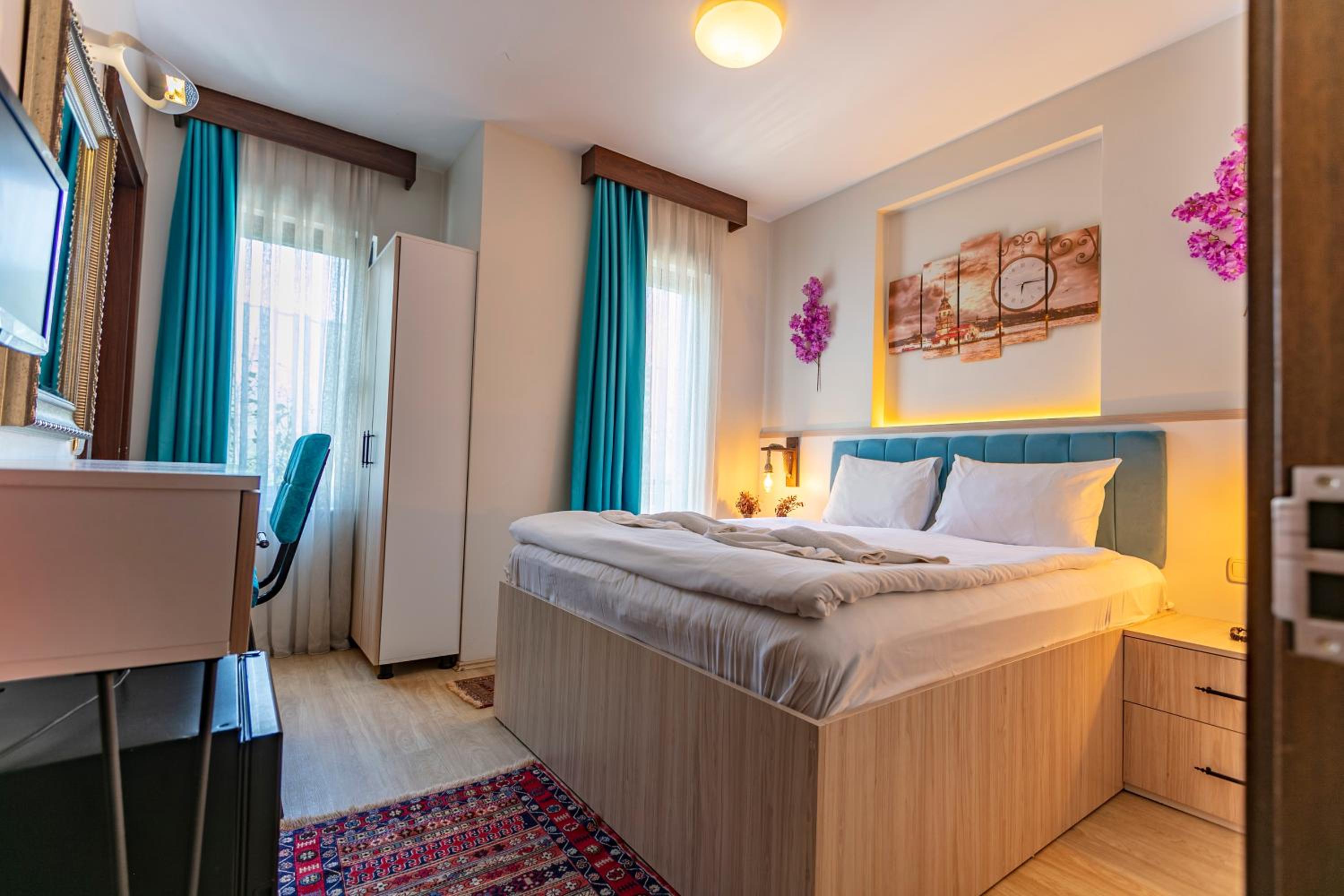 Standard, Double Bed, French Balcony