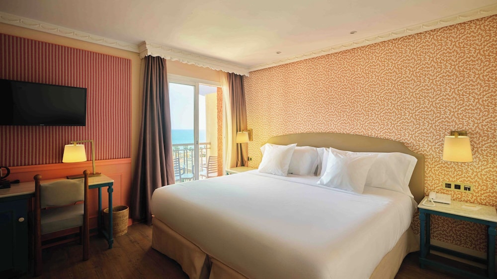 ROOM, DOUBLE BED, SIDE SEA VIEW