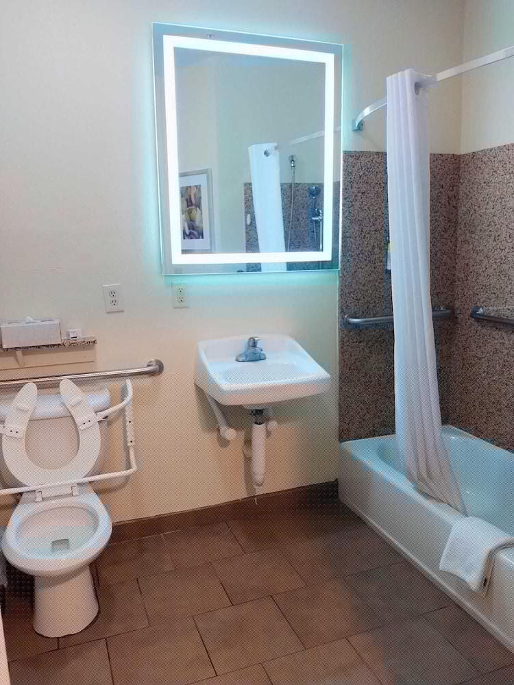 Candlewood Suites Houston Medical Center 10/72