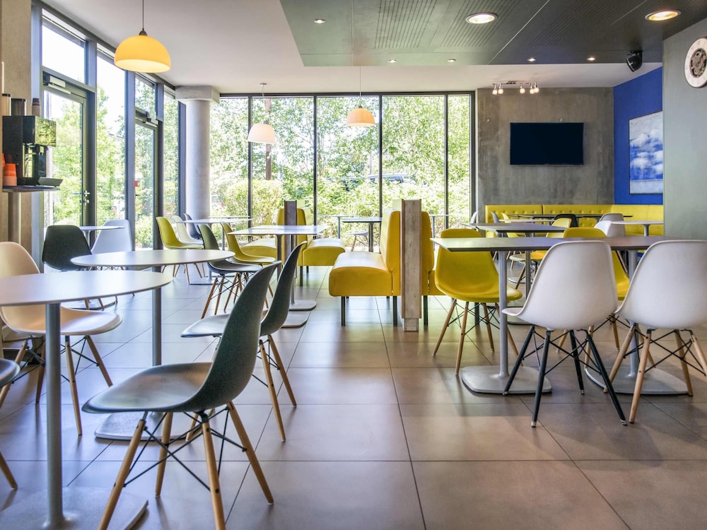 Ibis Budget Archamps Porte De Geneve 42/55