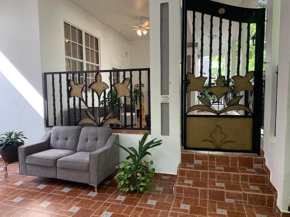 Placid Suites (ex. HM Suites) 33/50