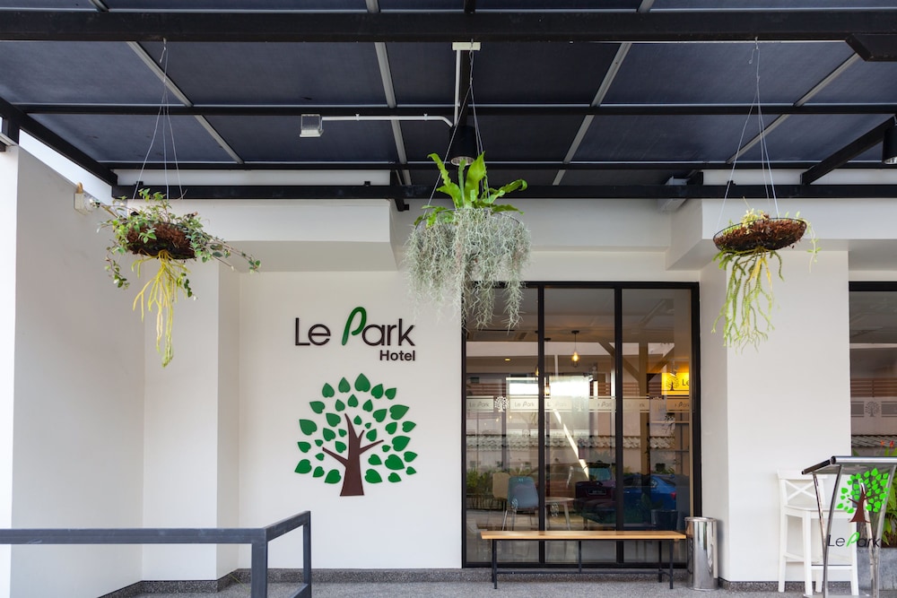 Le Park Hotel 12/43