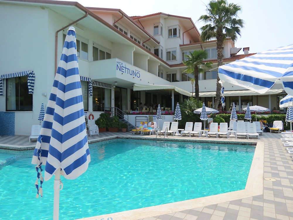 Hotel Nettuno 9/60