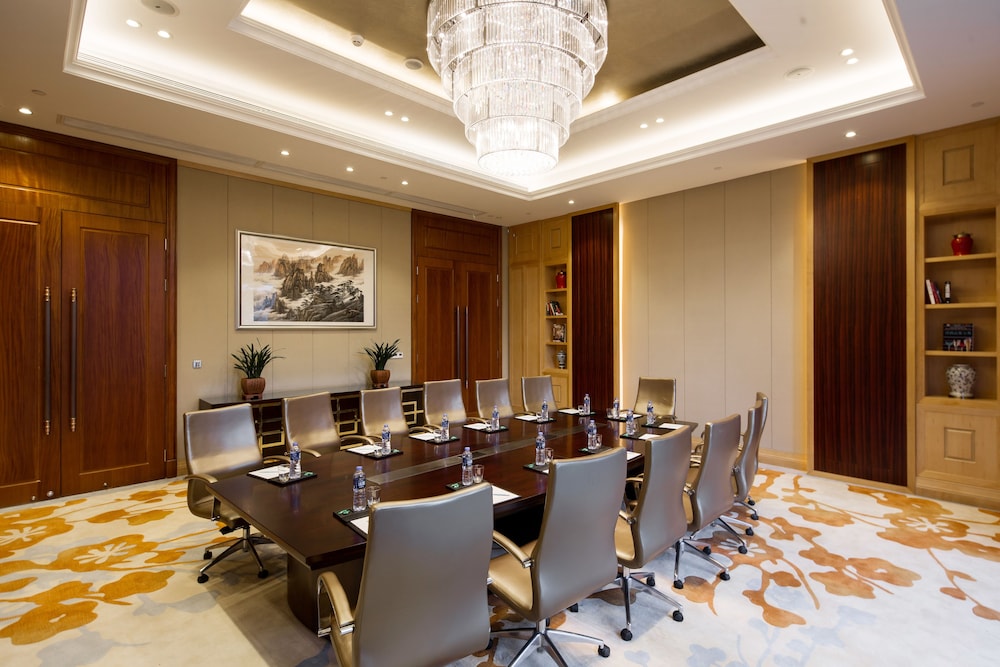Fuzhou Jeurong Hotel 58/72