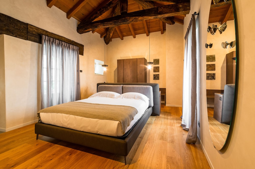 Relais San Vigilio Al Castello 10/50