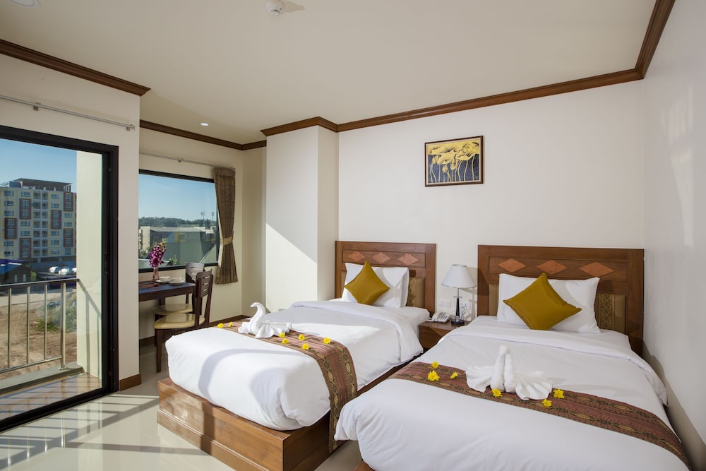 Airport Resort And Spa 26/69