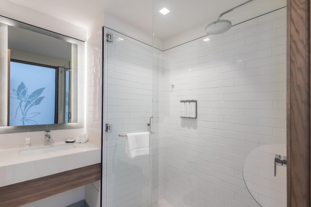Hyatt Place Cancun Airport 73/74