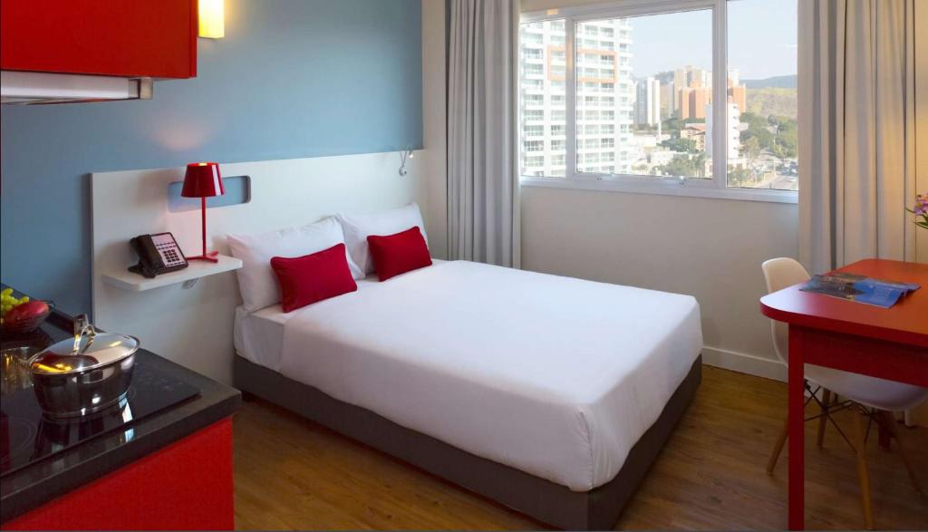 Apartment, Queen Bed, Kitchen
