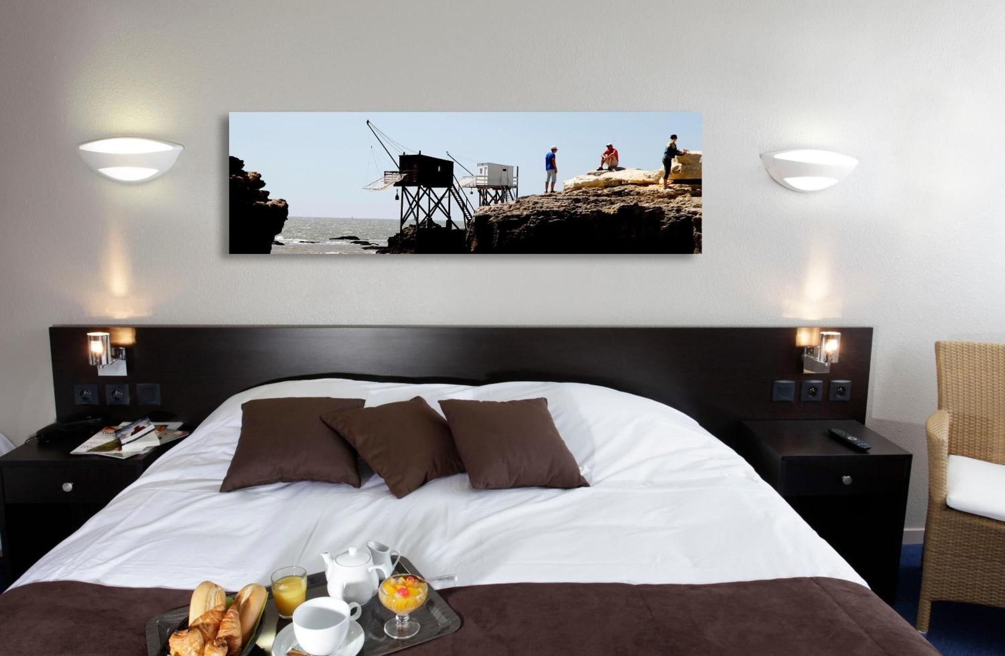 HOTEL DES REMPARTS 7/23