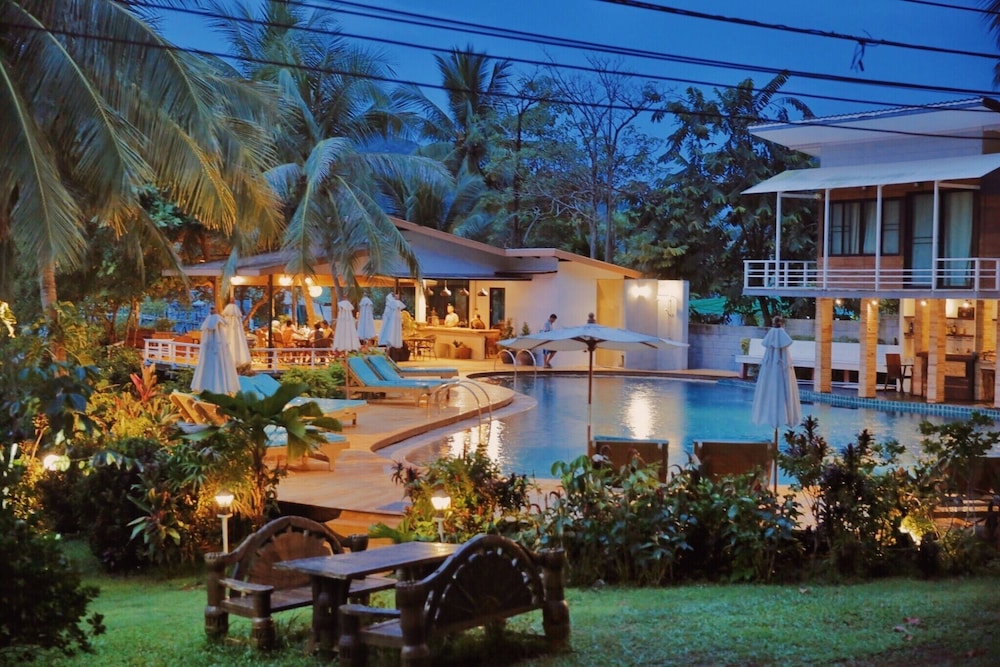 Resolution Resort 5/71
