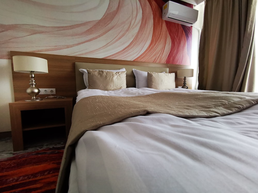 Europe Hotel & Casino 19/62
