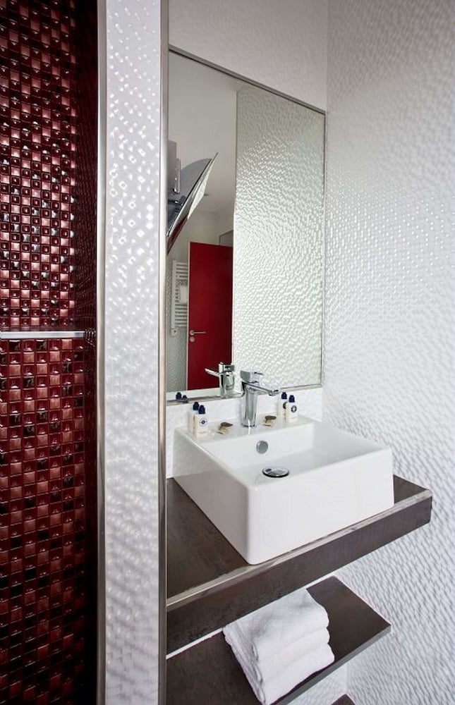 Best Western Nouvel Orleans Montparnasse 17/32