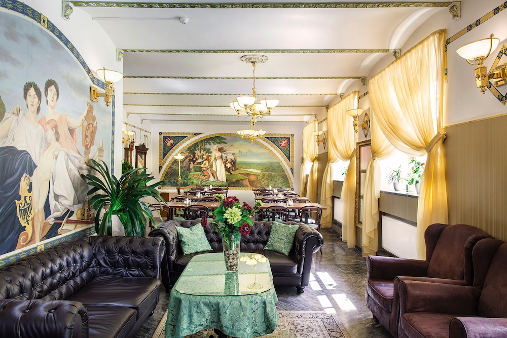 Taurus Hotel Prague 52/65