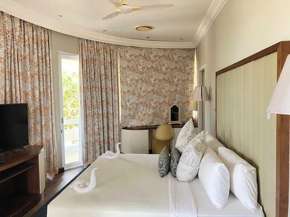 Hotel Dona Ana 8/42