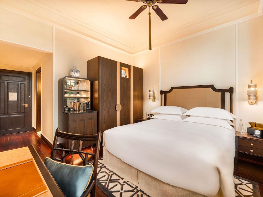 Luxury, Queen Bed, Heritage Wing، Sofitel Legend Metropole Hanoi Hotel 2/4