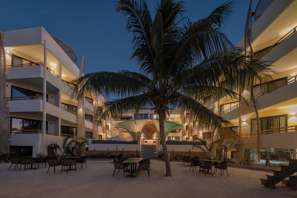Ana y Jose Holbox Hotel - Optional All Inclusive 51/63