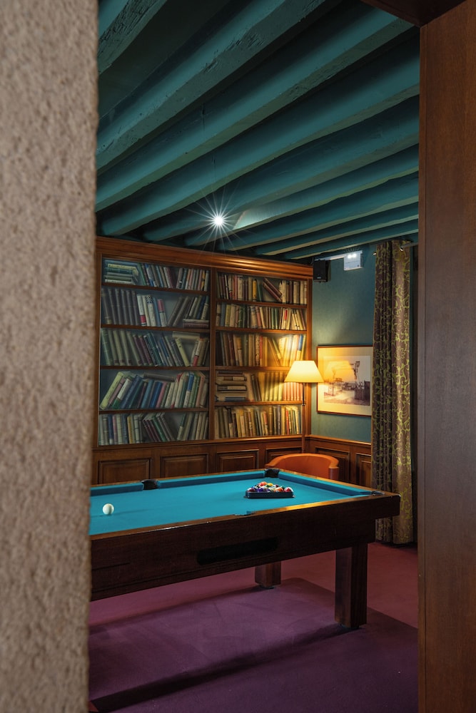 Hotel Le Paddock 37/63
