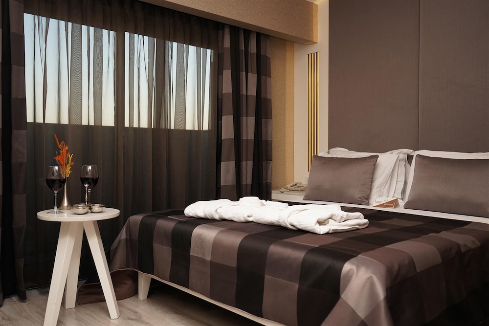 Sky Kamer Boutique Hotel 35/78